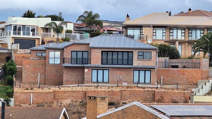 3 Bedroom Property for Sale in Menkenkop Western Cape